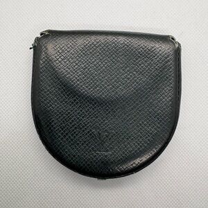 Louis Vuitton Taiga Porto MonCuvette Coin Case in Dark Green